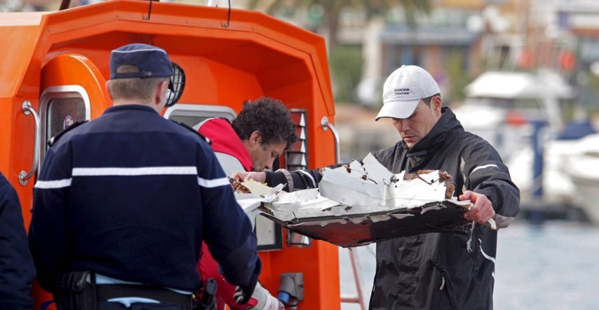 Veliki val prevrnuo brodicu obitelji u Francuskoj, umrlo troje djece